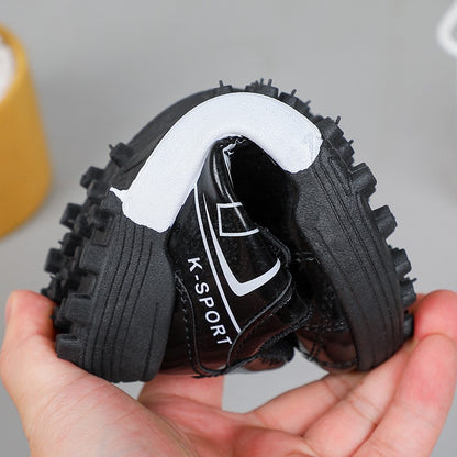 Soccer Cleats for Kids 2024 New Children Football Cleats Fashion Firm Ground Soccer Shoes