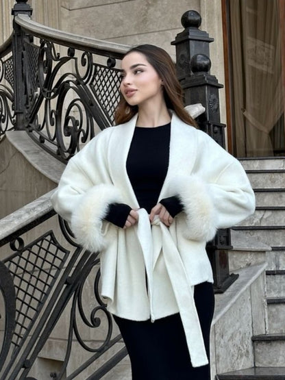 Casaco Curto de Lã Liso com Amarração para Mulheres Elegante Solto Lapela Peluda Cinto Manga Longa Jaqueta Outono 2025 Feminino Casual