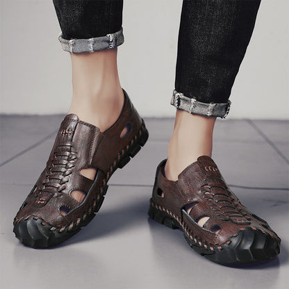 2025 New Men's Handmade Leather Sandals Flat Sandals Fashion Men's Suitable for Beach Vacation Summer Brown Non-slip Sandals