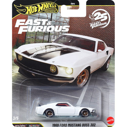 Hot Wheels Premium HNW46 Velozes e Furiosos, Mitsubishi Eclipse Benz 500 Lykan FJ Cruiser, Brinquedos de Colecionador em Diecast 1:43 para Crianças