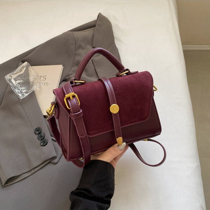 Crossbody Bags Elegant Handbag with Adjustable Strap Golden-Tone Hardware and Flap Closure Trendy Crossbody Bag for Women