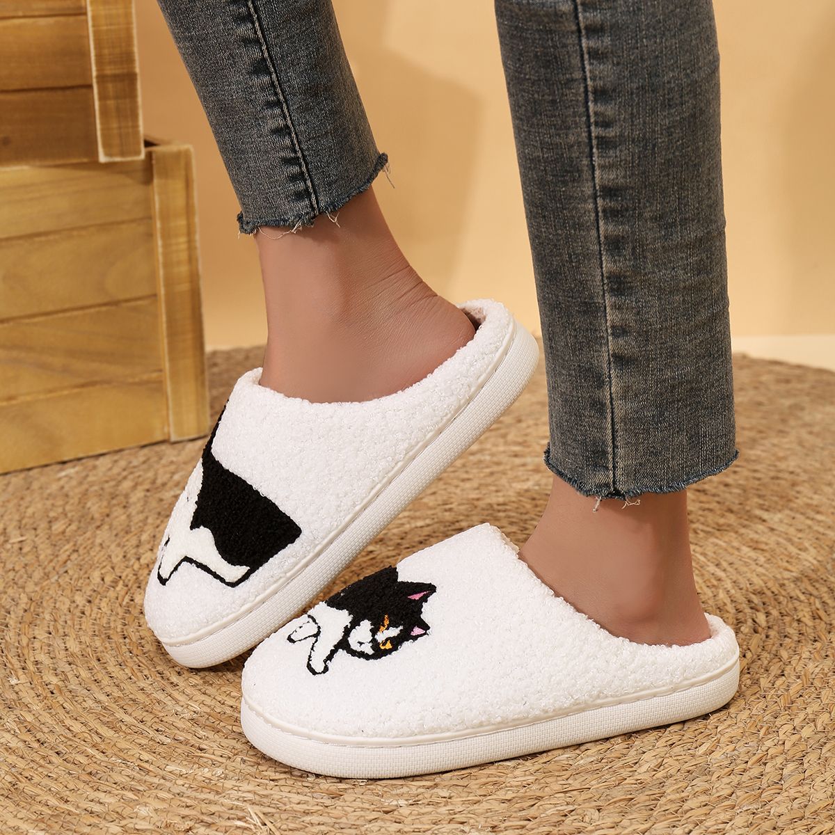 Platform Fluffy Slippers Women House Plush Cartoon Dog Designer Winter Shoes Girls Flats Home Fashion Casual Footwear Large Size