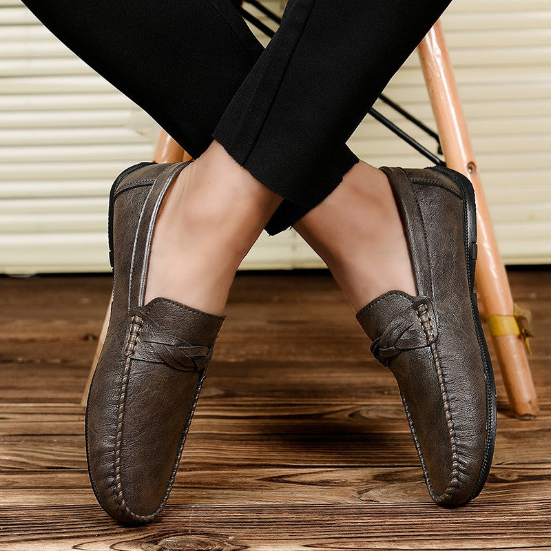 High Quality Leather Men Casual Shoes Comfortable Light Men Loafers Formal Men Dress Shoes Breathable Slip on Men Driving Shoes