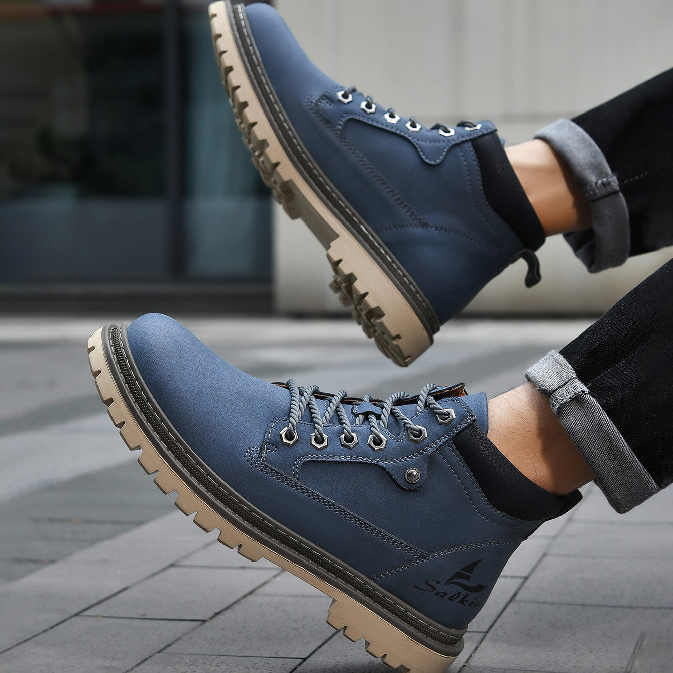 Classic Handmade Leather Men Boots Work Shoes Outdoor Hiking Boots Sneakers Hombres Botas Winter High Top Footwear Anti Slip