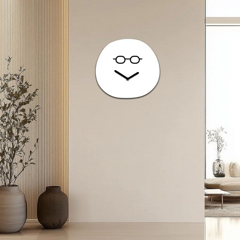 Creative Minimalist Decoration Playful and Smiling Face Clock Living Room Foyer Decoration Acrylic Silent Gift Clock