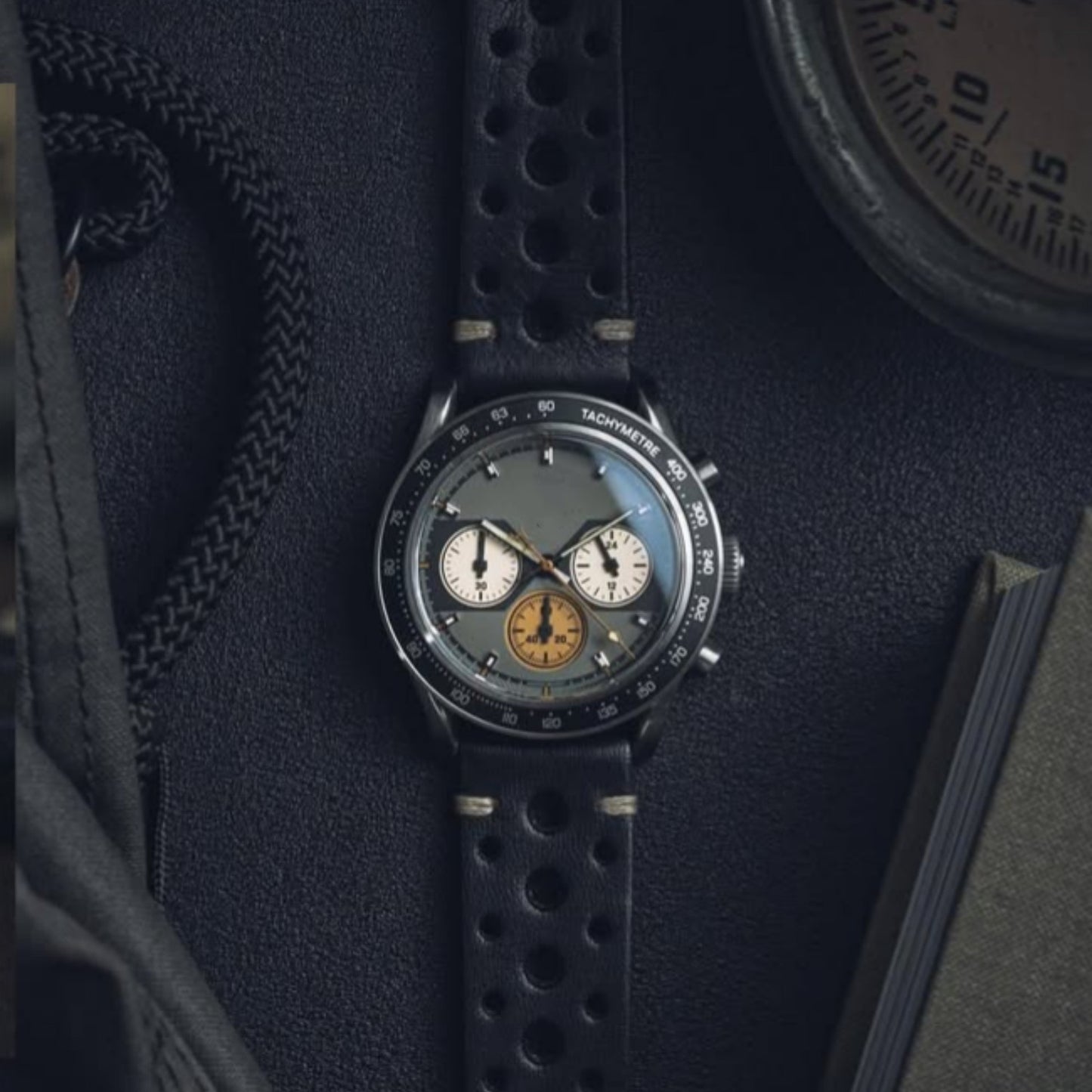 CILOA Multifunctional Round Watch for Men, Fashionable 2025 New Style, Sports Brand, Light Luxury Gift, Waterproof Quartz Watch