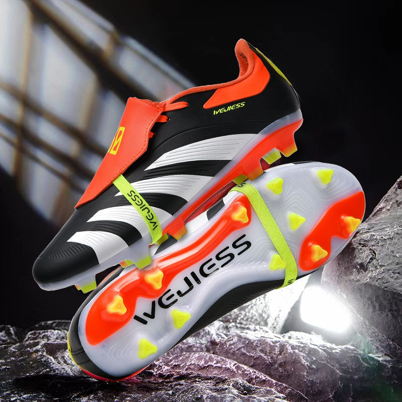Men Football Shoes Society Cleats Indoor Football Field Boots Professional TF/FG Fast Training Soccer Shoes Non Slip Sneaker