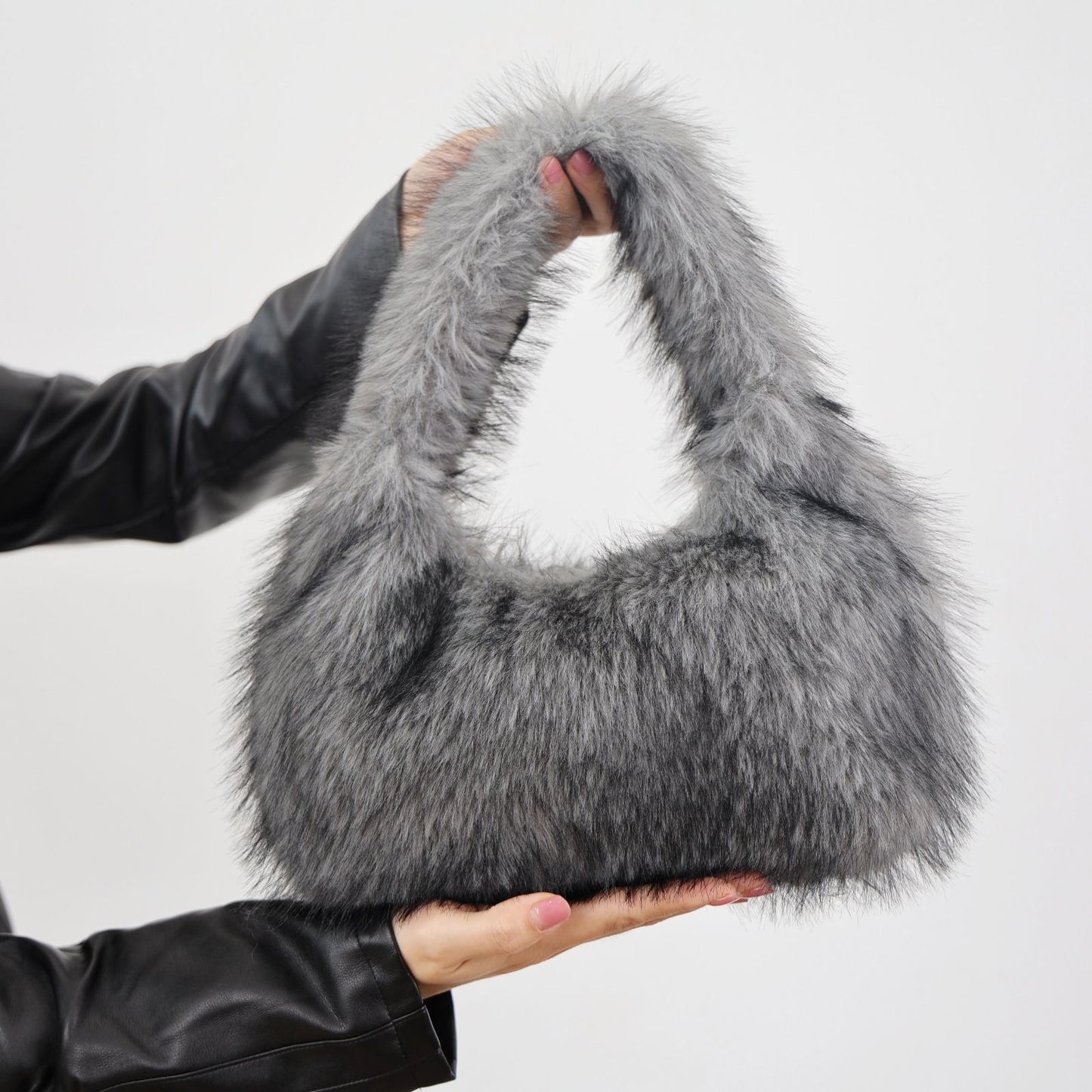 Solid Color Plush Dumpling Bag Simple Style Niche Design Faux Fur Handbag Tote Small Women's Underarm Hobo Bag