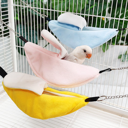 1PC Cama Quente de Inverno em Forma de Banana para Papagaio Ninho de Pássaro Cama de Rede para Papagaio Brinquedo para Pássaro de Estimação Hamster Gaiola de Pendurar Saco de Dormir