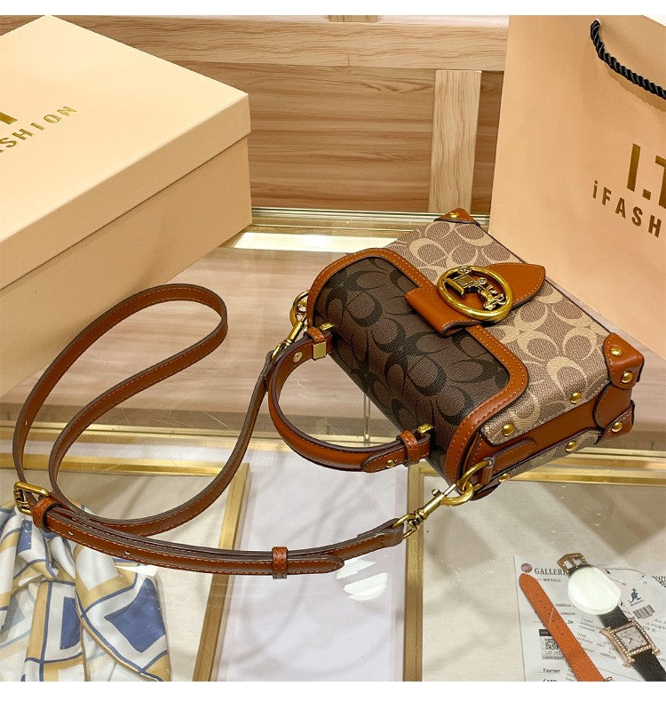 New minimalist and fashionable small handbag, contrasting color women's bag, high-end carriage crossbody bag, portable box bag