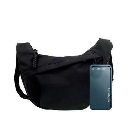 Neutral Style Shoulder Bag for Men and Women, Suitable for Casual Outings and Work Use Made of Nylon Material.