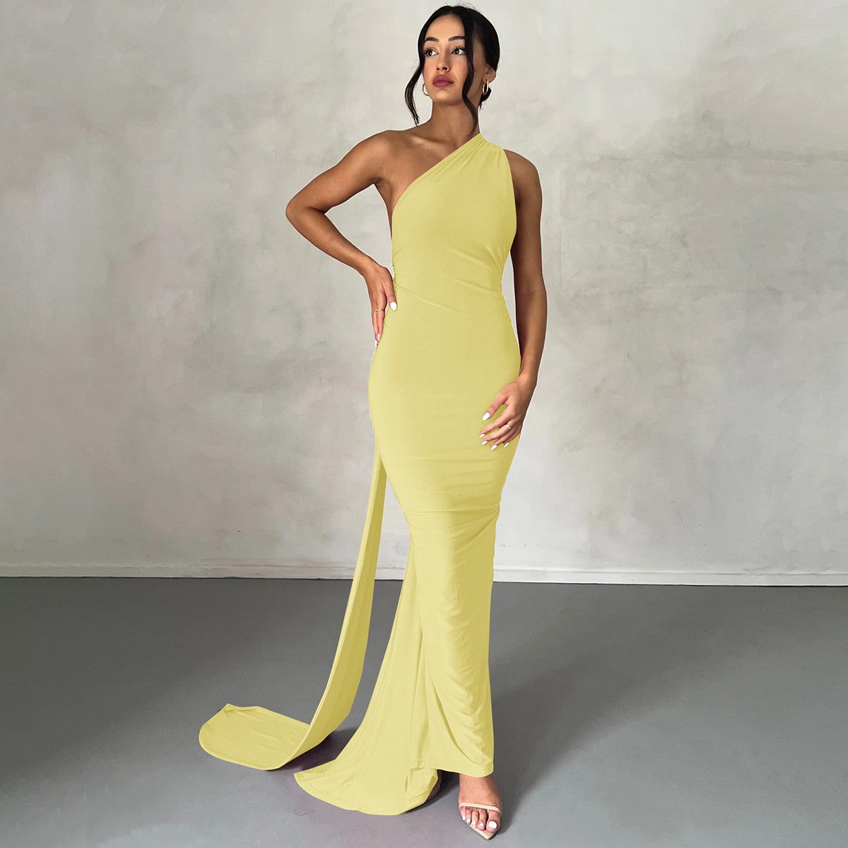 Hugcitar One Shoulder Backless Adjustable Scarf Loop Ruched Sexy Maxi Dress Wome