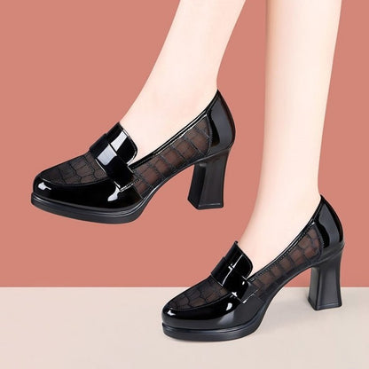 2025 Primavera/Outono Salto Alto Feminino de Malha e Couro - Mocassins de Salto Médio Vazado em Couro Macio com Sola Macia e Salto Grosso