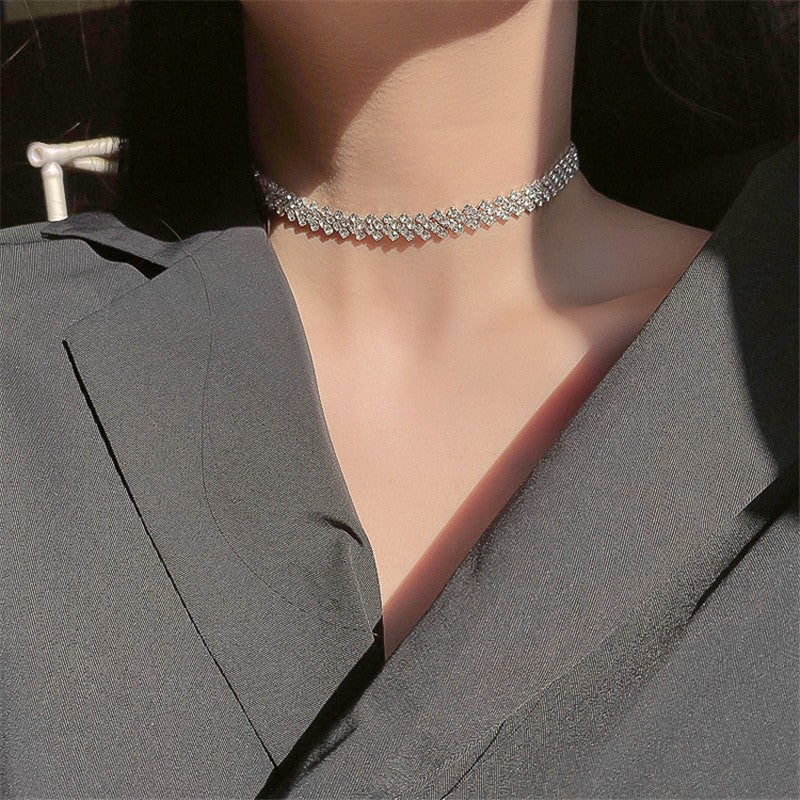 Colares com Pingente em Forma de Coração e Asas de Anjo Cor Prata Zircônia Cúbica 5A Estilo Minimalista Corrente na Clavícula Joias Femininas e para Meninas