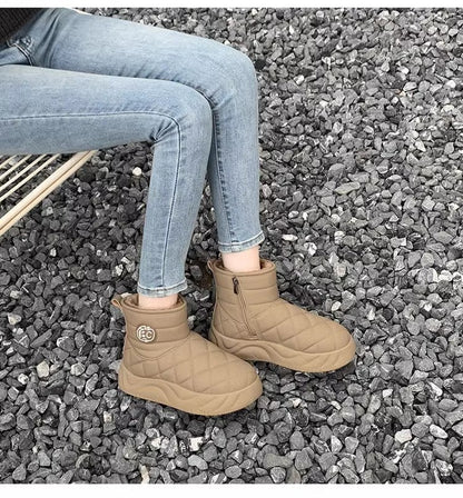 Thick-soled plush loafers, waterproof and warm snow boots for women, new winter fashion cotton shoes, Korean-style short boots