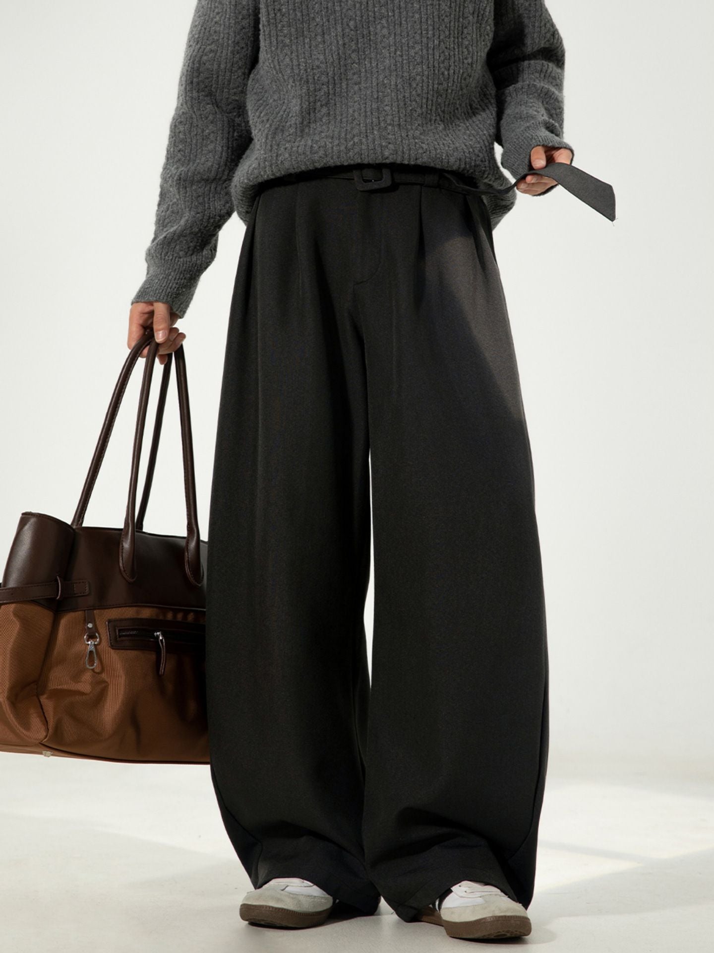 Men's Pleated Drape Curved-Leg Trousers Loose-Fit Straight-Leg Pants Retro-Style Belted Casual Pants