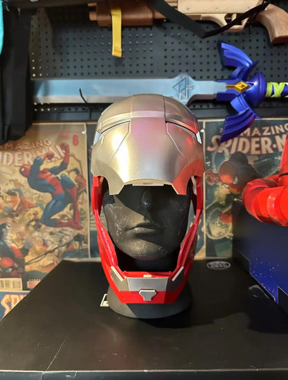 Capacete Homem de Ferro Marvel Comics Máscara Elétrica Usável 1:1 Modelo de Abertura e Fechamento Automático Personagens Brinquedos Adultos Presente de Aniversário