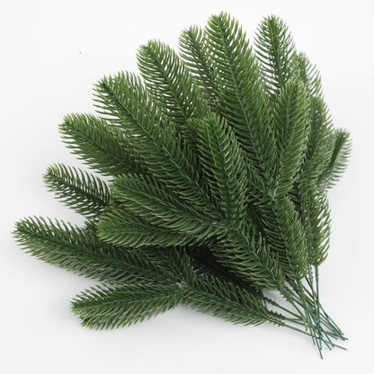 10Pcs Christmas Decoration Artificial Pine Branches Holly Berries Red Berry Branches for Christmas Tree Wreath Gifts Decoration