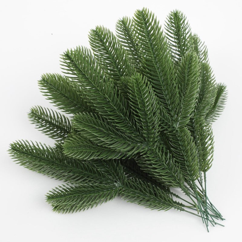 10Pcs Christmas Decoration Artificial Pine Branches Holly Berries Red Berry Branches for Christmas Tree Wreath Gifts Decoration