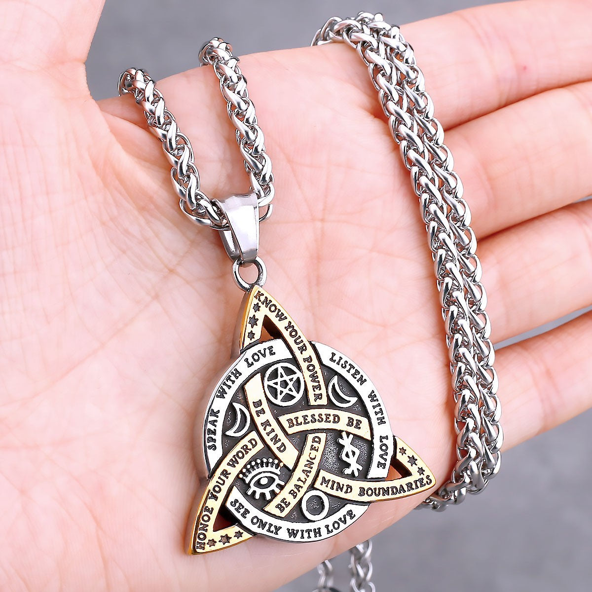 Colar Nórdico Vikings Árvore da Vida Odin Vários Homens Amuleto Celta Pingente Aço Inoxidável Charm Vintage Joias Punk Atacado