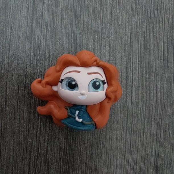 Genuine Disney Doorables Cartoon Figures Kawaii Mickey Mouse Princesa Anna Elsa Boneca de Olhos Grandes de Vidro Série Modelo Brinquedos Presentes Infantis