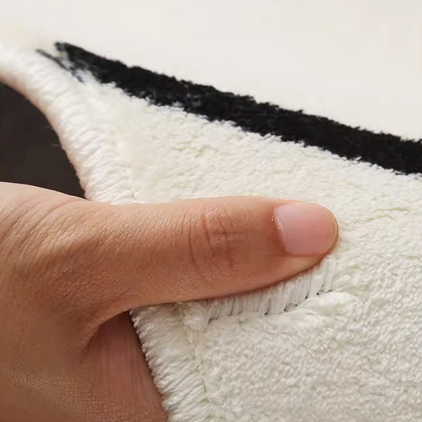 2025 Christmas Home Living Room Bathroom Imitation Cashmere Rug Christmas Festive Rug Absorbent Thick Christmas Bathroom Mat