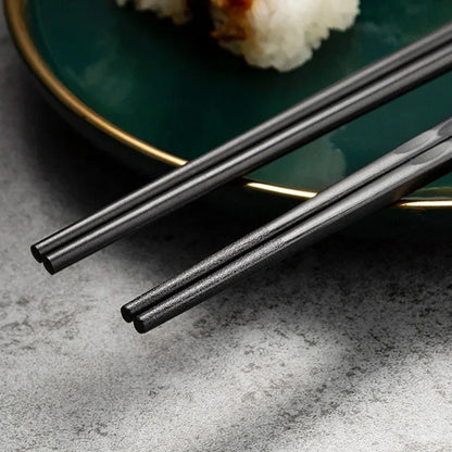 5 Pares de Hashis Japoneses Chineses Sushi Antiderrapantes Reutilizáveis de Metal Conjunto de Hashis Coreanos Conjunto de Talheres de Liga Saudável