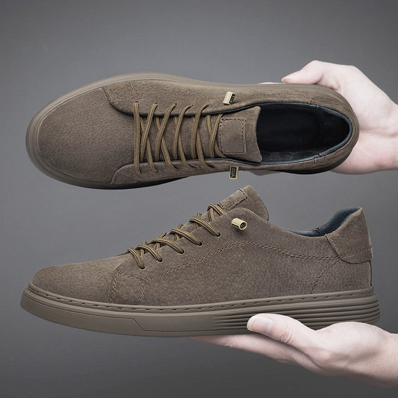 Novo sapato masculino casual de camurça com cadarço, respirável e confortável para caminhada, antiderrapante e resistente ao desgaste, sapatos baixos