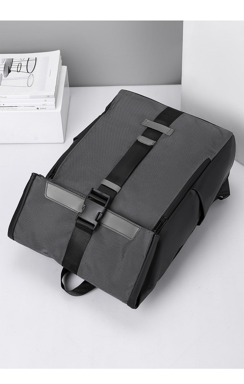 Mochila moderna 2025 com toque atlético, tecido à prova d'água, para laptop de 15,6 polegadas, design roll-top, grande capacidade para o dia a dia, viagens e escola
