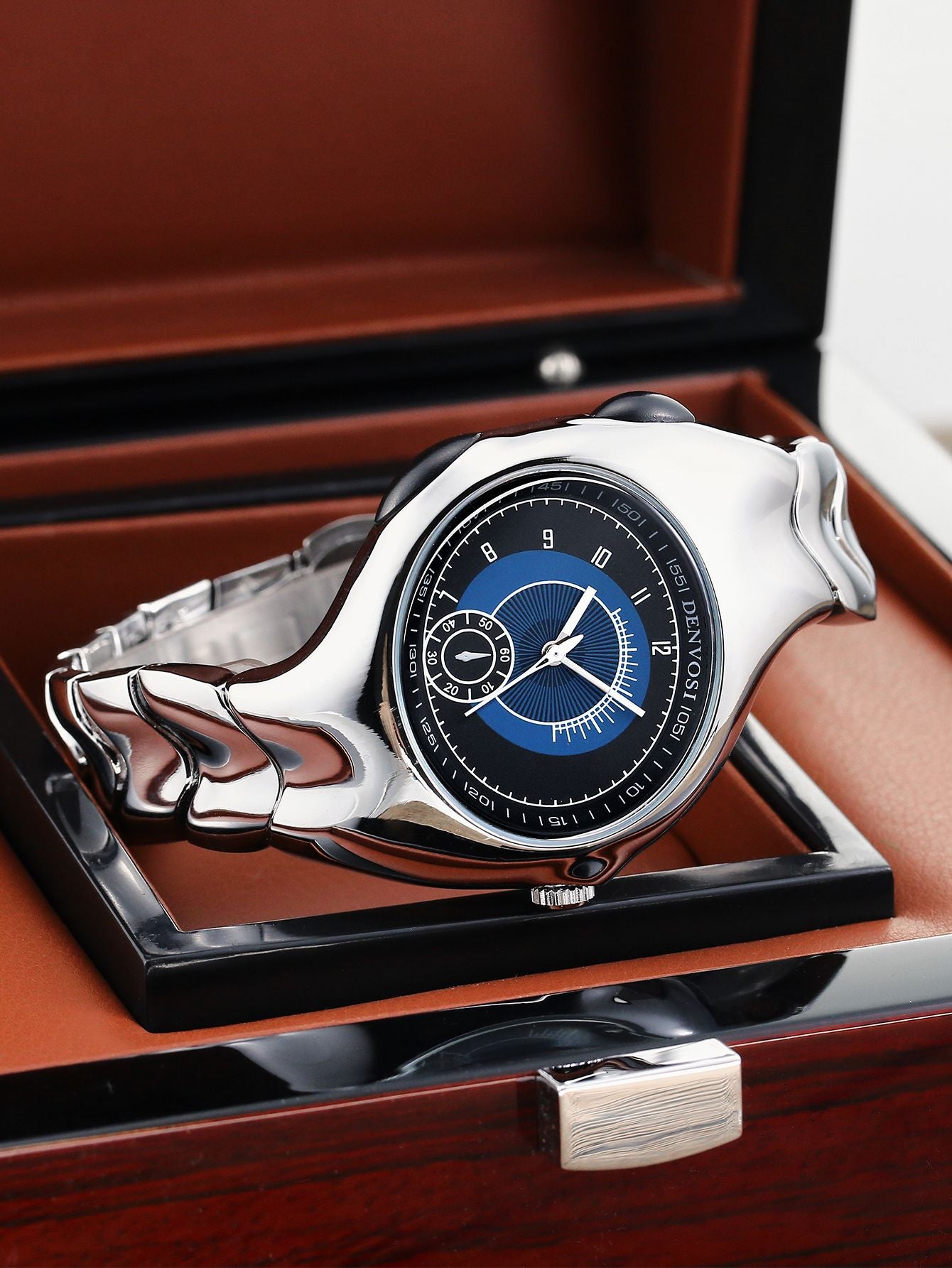 Alien Twist Original Watch Distorted Y2K Watch Men quartz watch Fashion Trendy Retro Watch  Sports Niche Personality Design