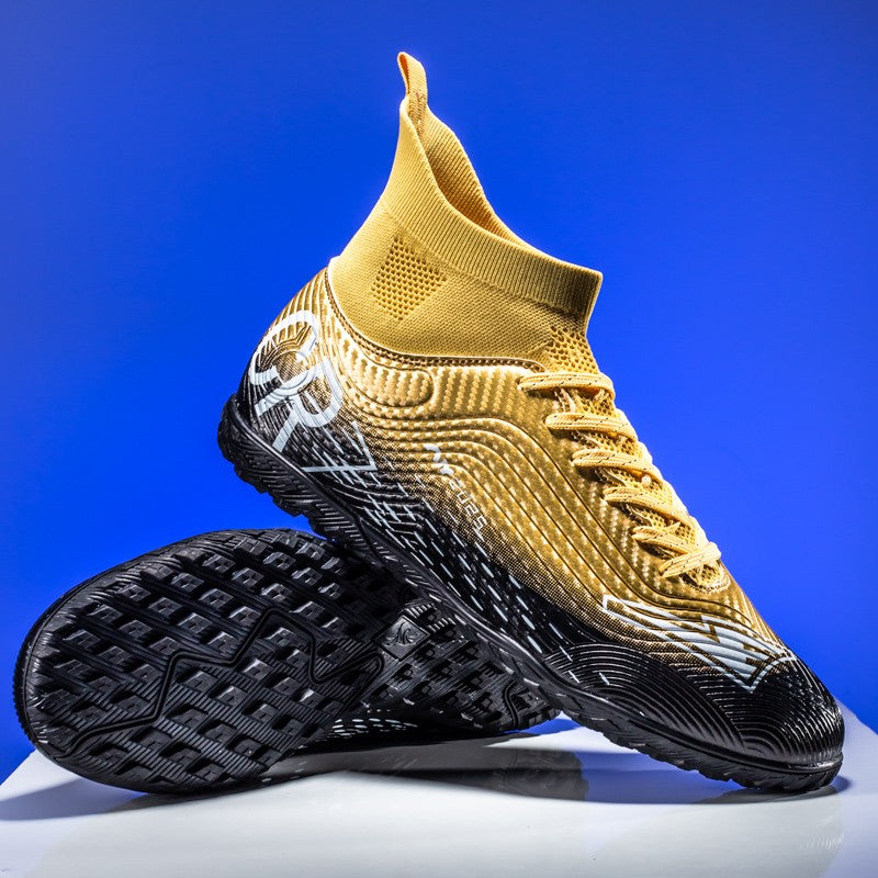 New Men Training Football Boots Ultralight Breathable Professional Soccer Shoes Soft Sport Unisex Grass Cleats Match Sneakers