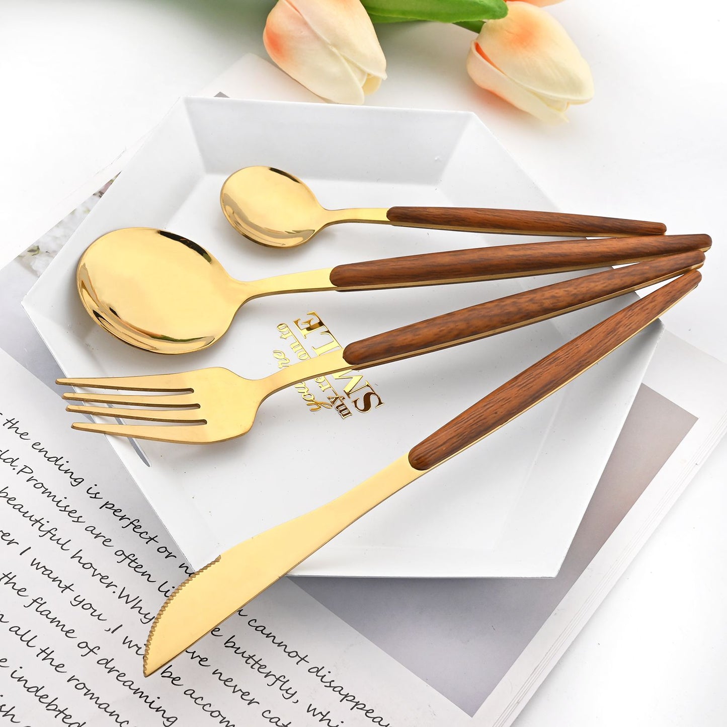 Drmfiy 24 Peças Talheres Marrons Prateados de Aço Inoxidável Imitação Cabo de Madeira Prateado Faca Colher Garfo Conjunto de Talheres Utensílios de Mesa