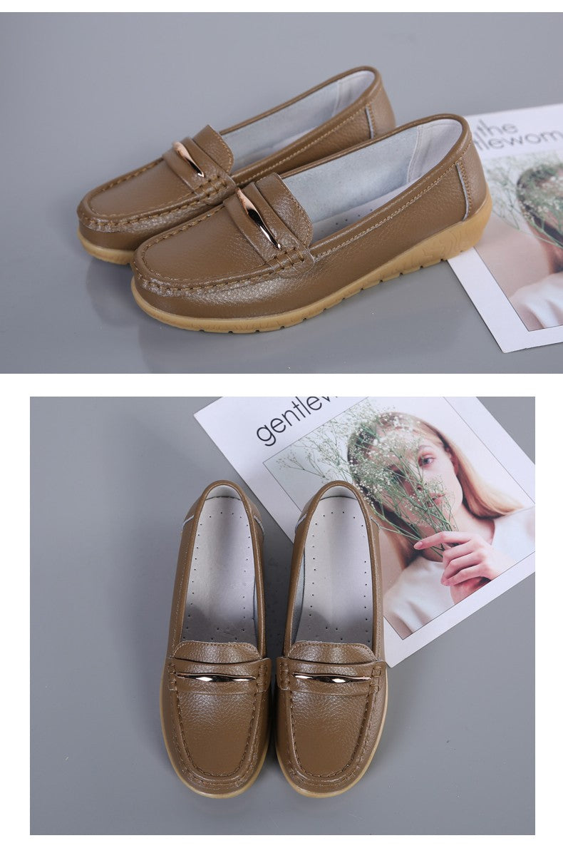 2025 New Genuine Leather Shoes Woman Slip On Women Flats Moccasins Women's Loafers Spring Autumn Mother Shoe Big Size 35-44