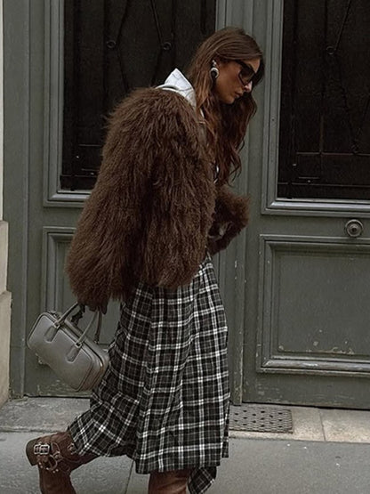 Fashion Solid Plush Faux Fur Coat Women Elegant Warm Long Sleeves Loose Jacket 2025 Lady Winter Chic High Street Outerwear ?