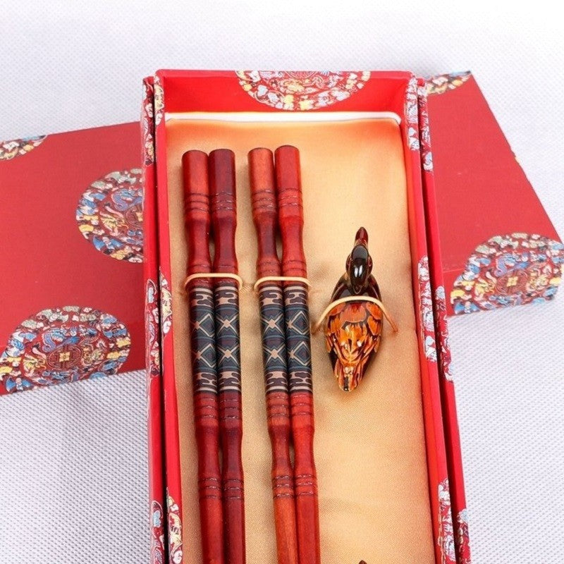 Hashis de madeira 2 pares com descanso características chinesas China Affairs apresenta melhor presente pauzinhos lembrança