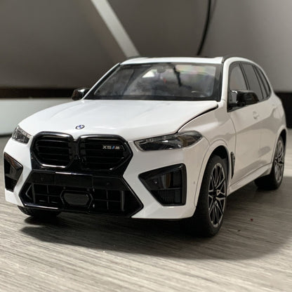 1:18 2025 BMW X5 M Competition LCI SUV Carro Miniatura de Metal Fundido Modelo para Exibição de Mesa Decoração de Veículo em Miniatura Presente