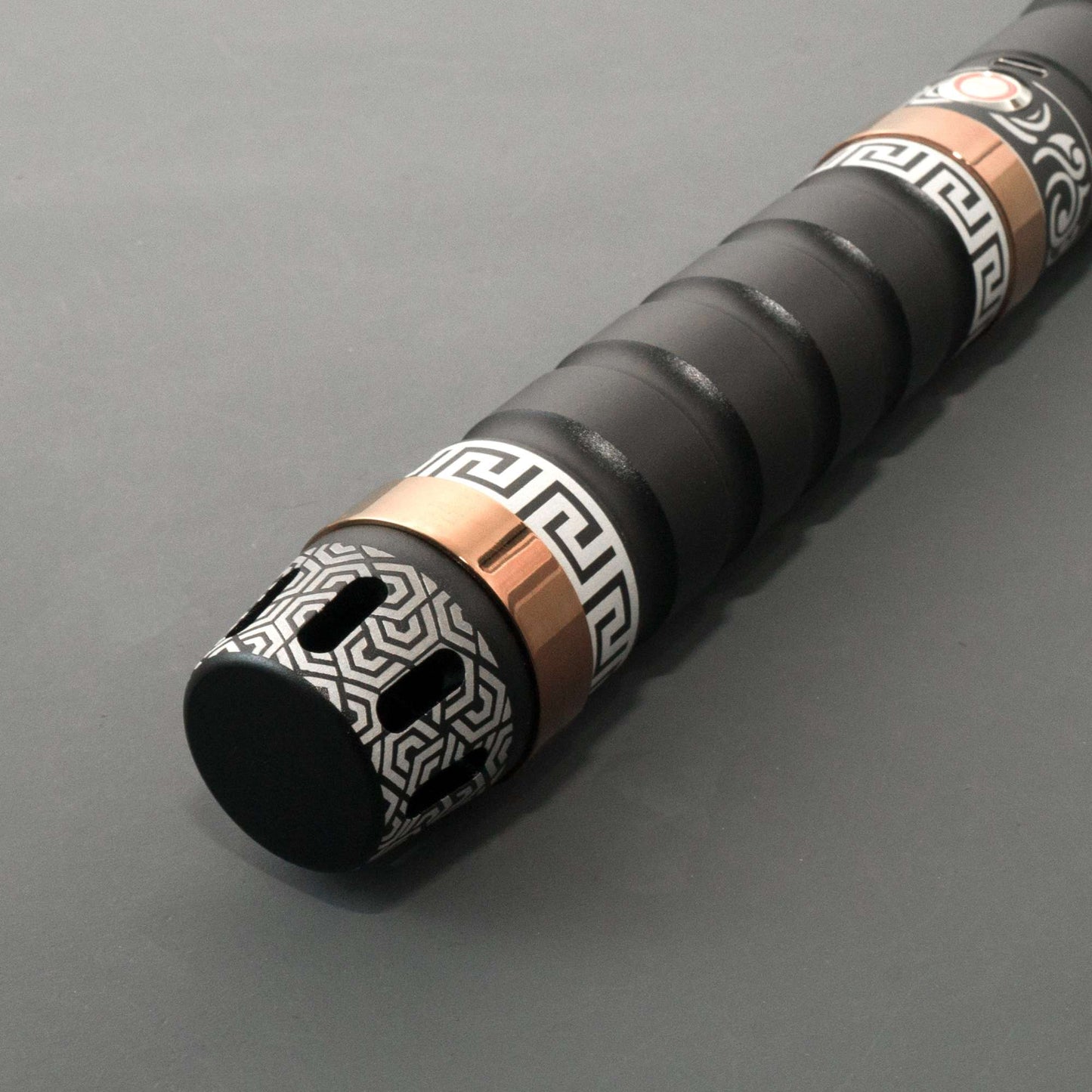 Metal Hilt Force Heavy Dueling New carved design Lightsaber Sensitive Smooth Swing Infinite Color Changing with 28 Sound Fonts