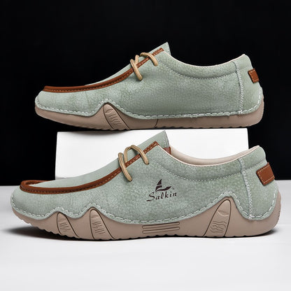 New 2024 Fashion Handmade Leather Casual Men Shoes Design Sneakers Man Loafers Breathable Low Top Flat Shoes Driving Plus Size