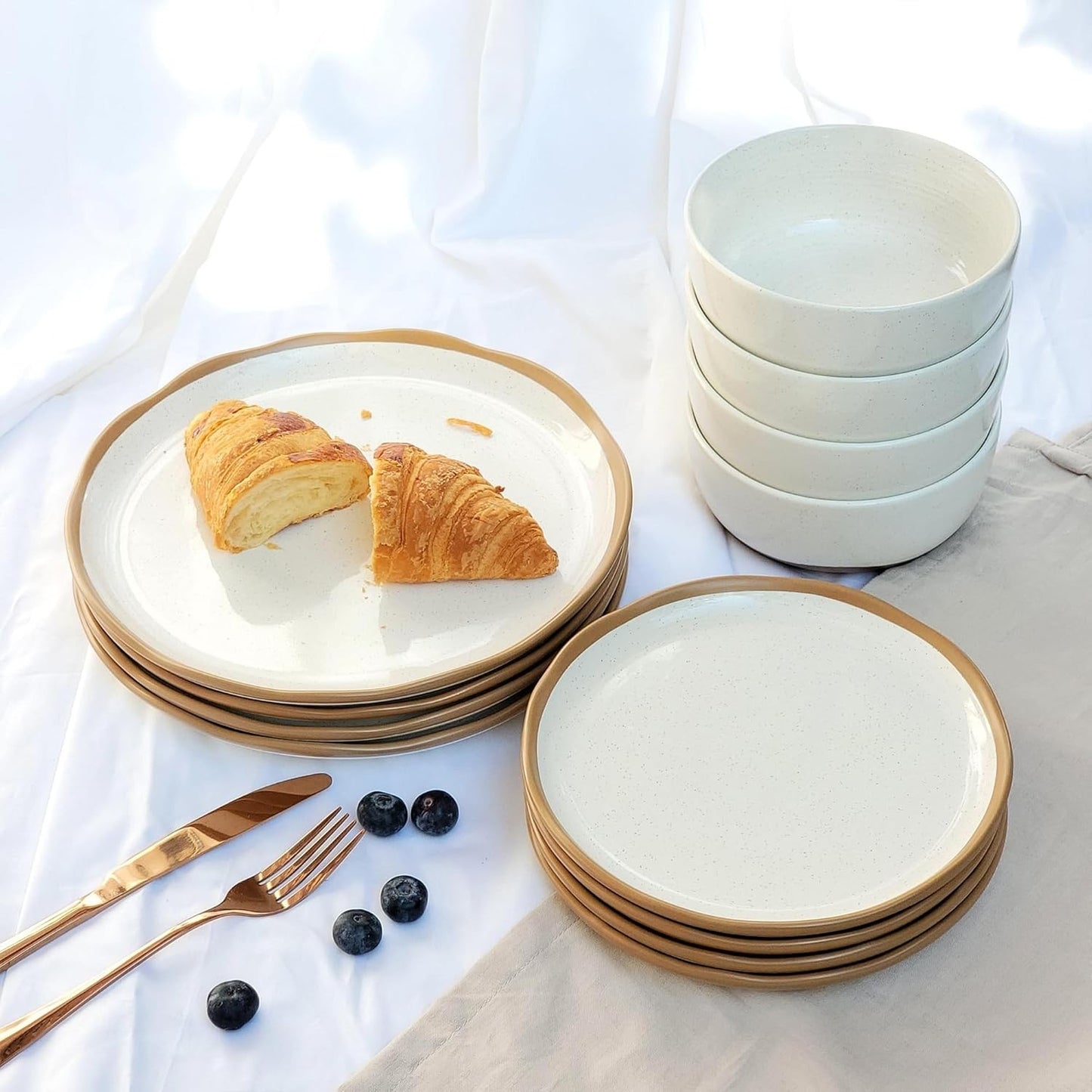 Plates and Bowls Set, 12 Pieces Farmhouse Ceramic Dinnerware Sets, Scratch Resistance, Dishwasher Microwave Safe, Vanilla White