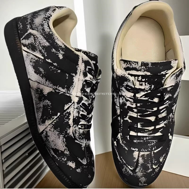 Men's Shoes Casual Sneakers New Fashion Coating Graffiti Low-Top Casual Single Shoes Large Size Patent Leather Sports Shoes