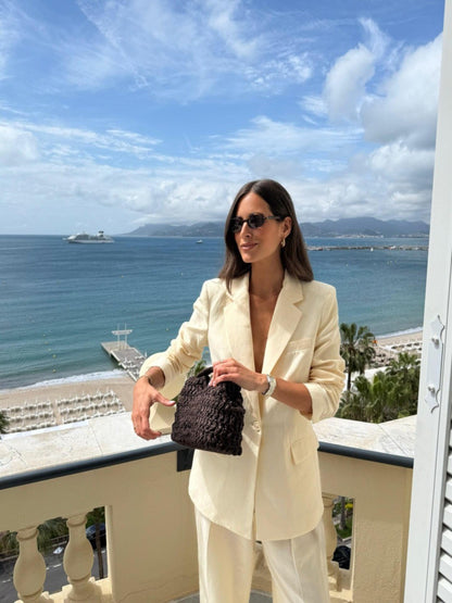 Elegant Luxury Woven Clutch Bag Large Capacity Simple Texture Women Handbag Straw Beach Bag Wallet Seaside Vacation