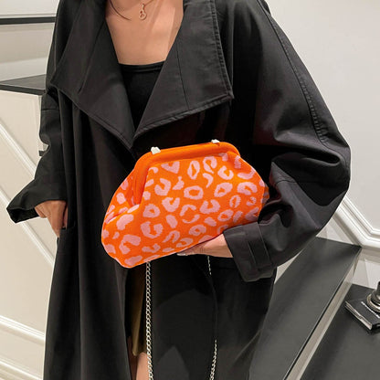 Dopamine Leopard Print Clutch Bag with Detachable Strap Leopard Crossbody Bag Women's Fashion Handbags for Women and Girls