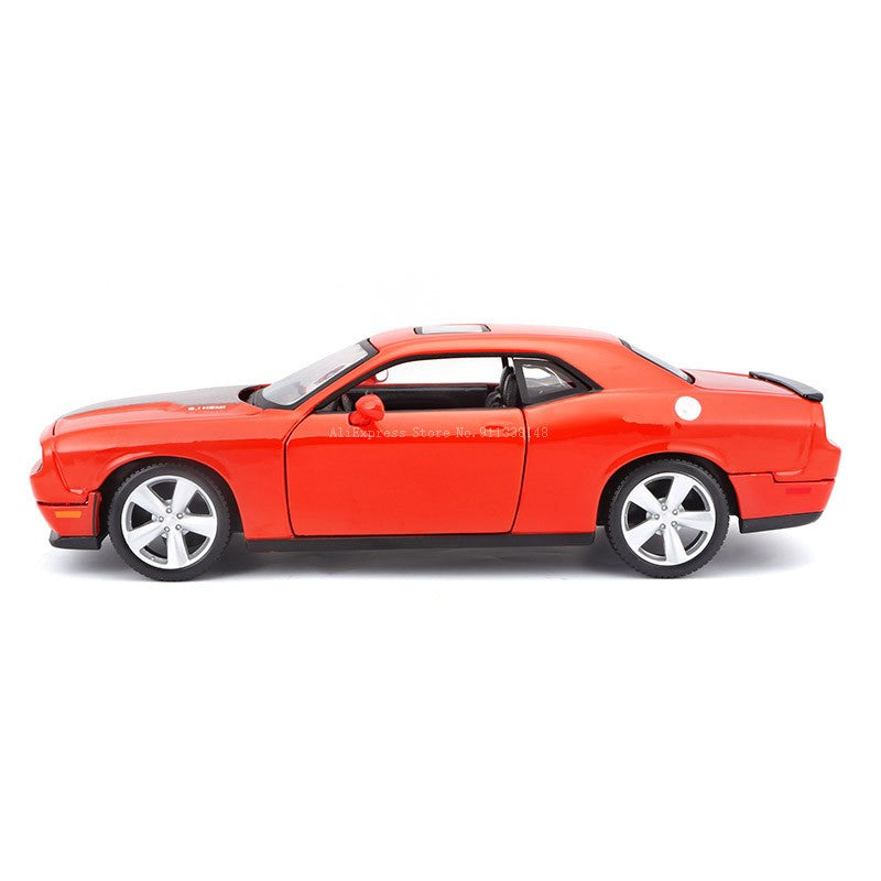 Maisto 1:24 2008 DODGE CHALLENGER SRT8 modelo de carro de liga metálica fundido, modelo estático de precisão, presente de coleção, brinquedo de maré
