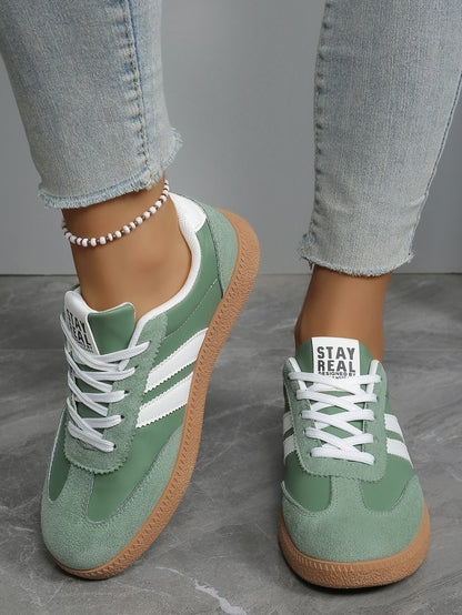 Lightweight Comfortable Sneakers for Women Fashion Striped Lace Up Sports Shoes Woman Casual Breathable Green Sneakers Plus Size