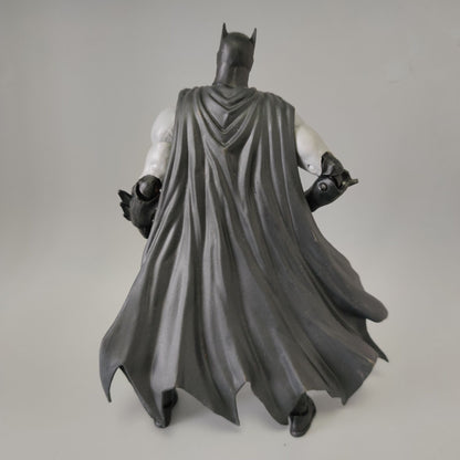 Multiverse Bat-Herói Dr.-Destino Atom Espantalho Silêncio Mulher-Maravilha Dourada 7" Boneco de Ação Solto