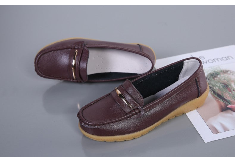 2025 New Genuine Leather Shoes Woman Slip On Women Flats Moccasins Women's Loafers Spring Autumn Mother Shoe Big Size 35-44