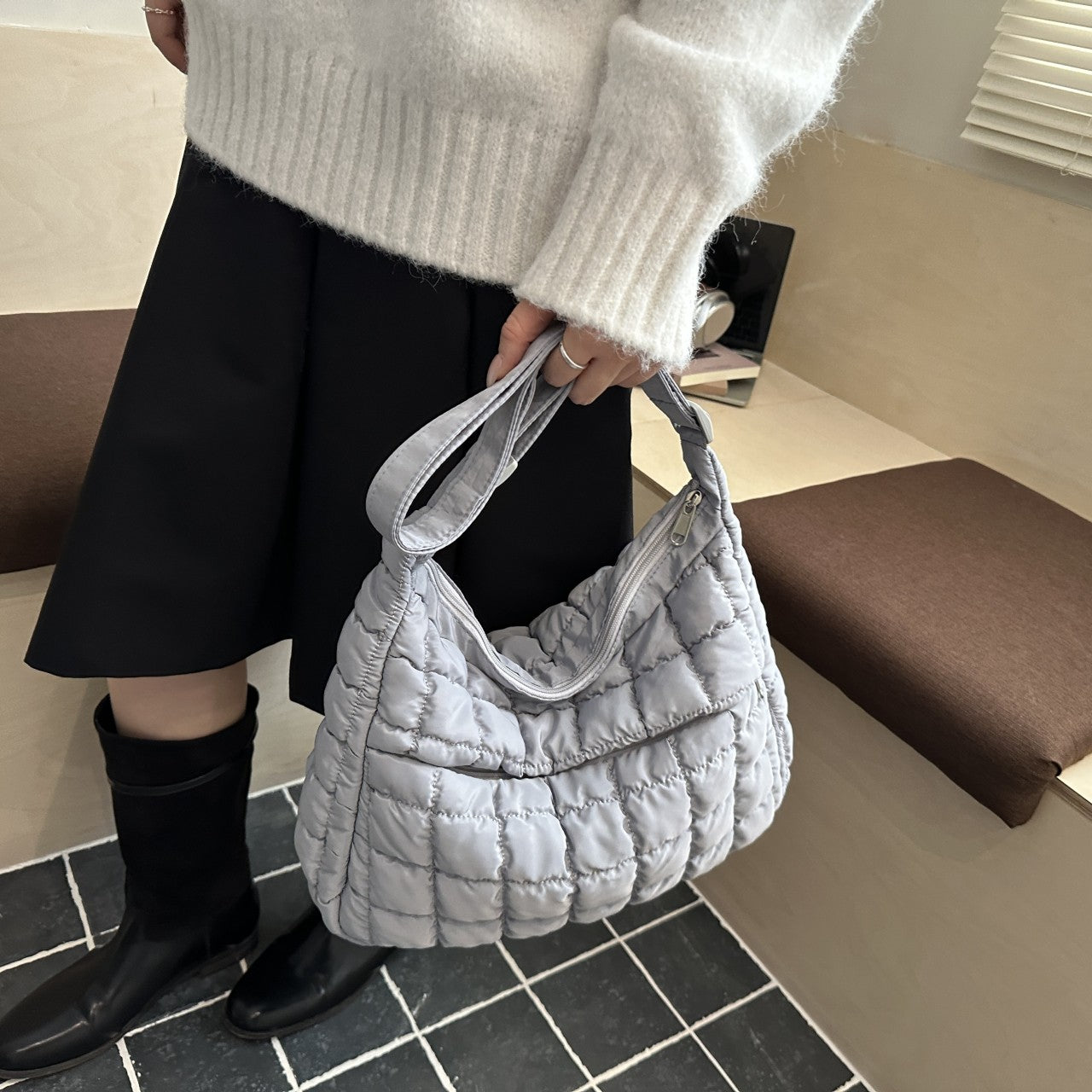 2025 New Quilted Puffer Shoulder Bag for Women Large Capacity Tote Sling Bag Fashion Casual Crossbody Satchel Bag Female Handbag