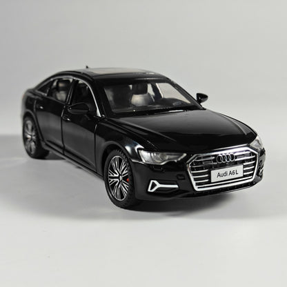 1:32 Audi A6L Sedan de Luxo de Médio Porte Modelo de Carro em Liga Metálica Diecast Coleção de Hobbies Sensações Miniatura Presente Com Namorado