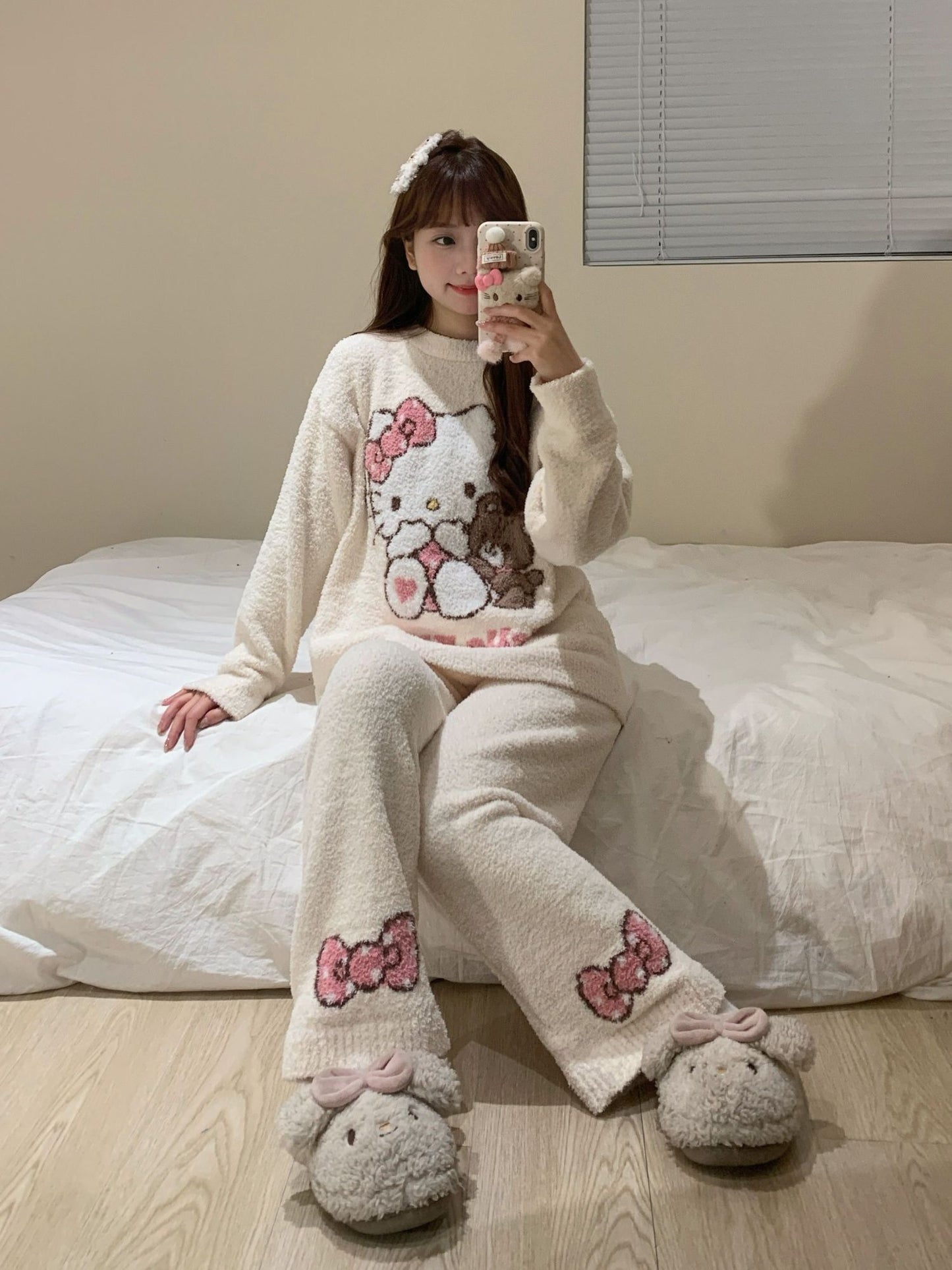 Hello Kitty Women's 2025 Kawaii Brushed Fleece Pajama Set Fall Winter Plush Thermal Cozy Sleepwear & Home Loungewear