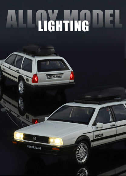 Miniatura Santana Quantum VolksWagenwerk Escala 1:32 em Liga Metálica, Decoração de Carro, Presente Criativo para Amigos, Brinquedo com Som e Luz